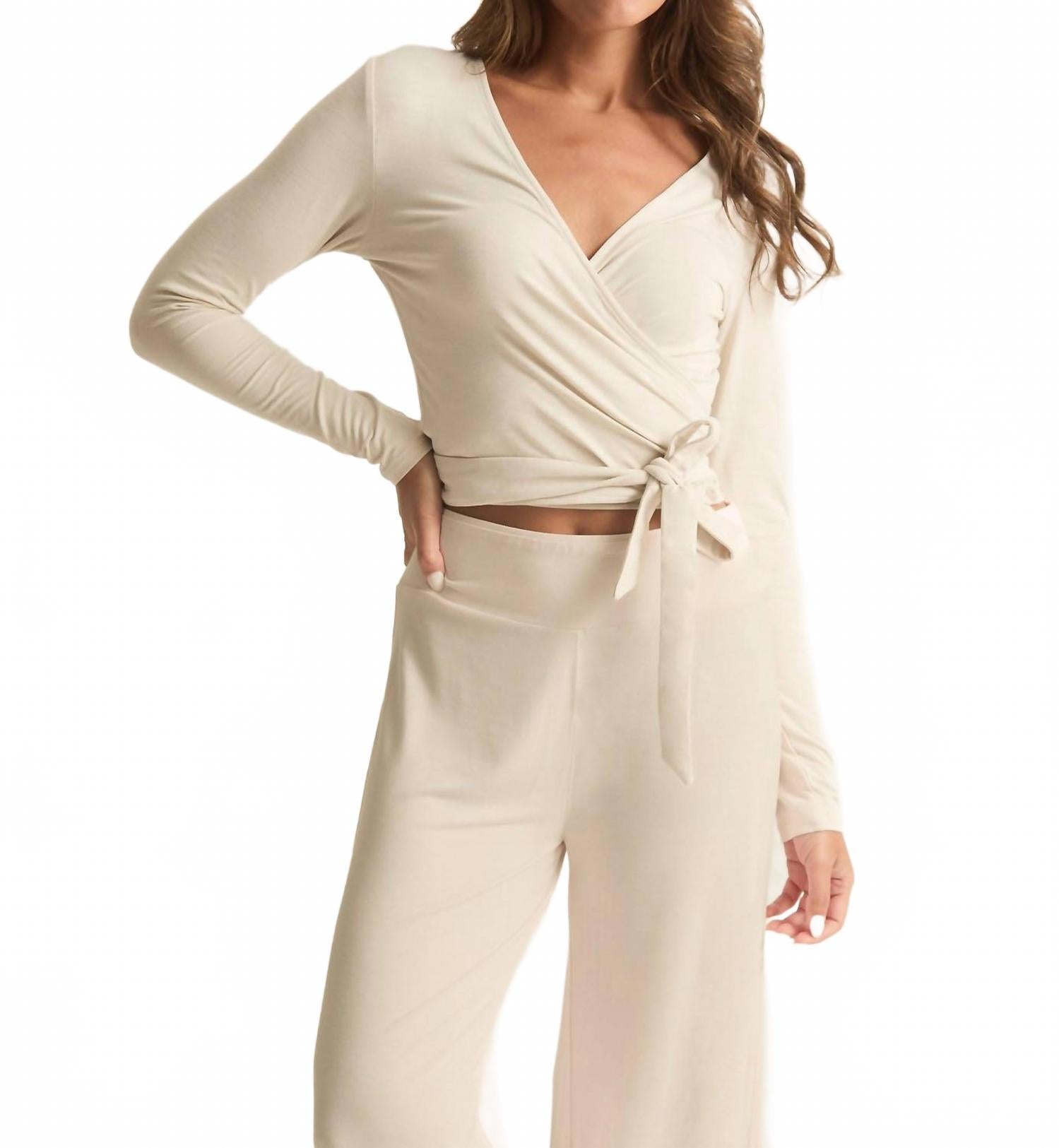 

Бамбуковый топ-обертка Studio в цвете «Овсянка» Faceplant Dreams, Oatmeal