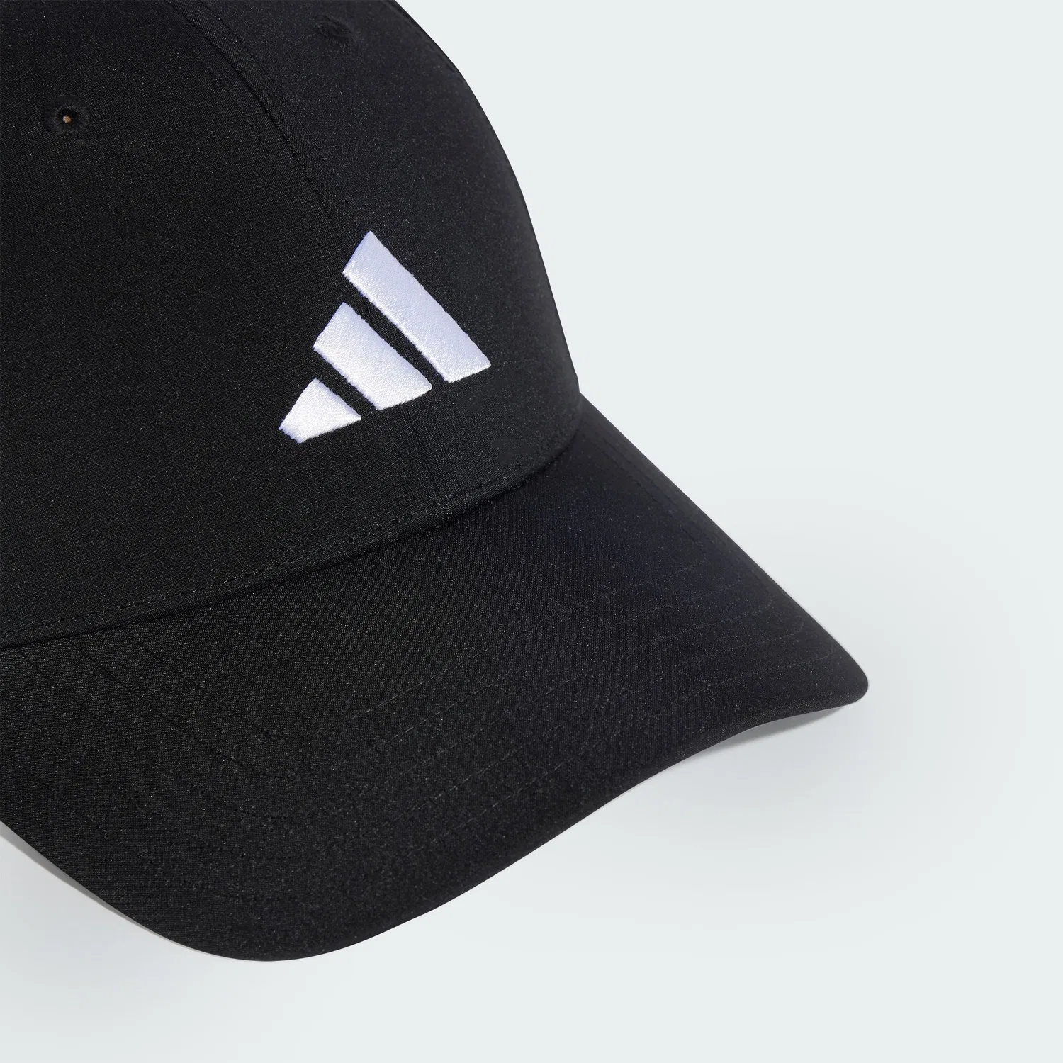 Мужская бейсболка с вышитым логотипом New Logo от Adidas — фото 3