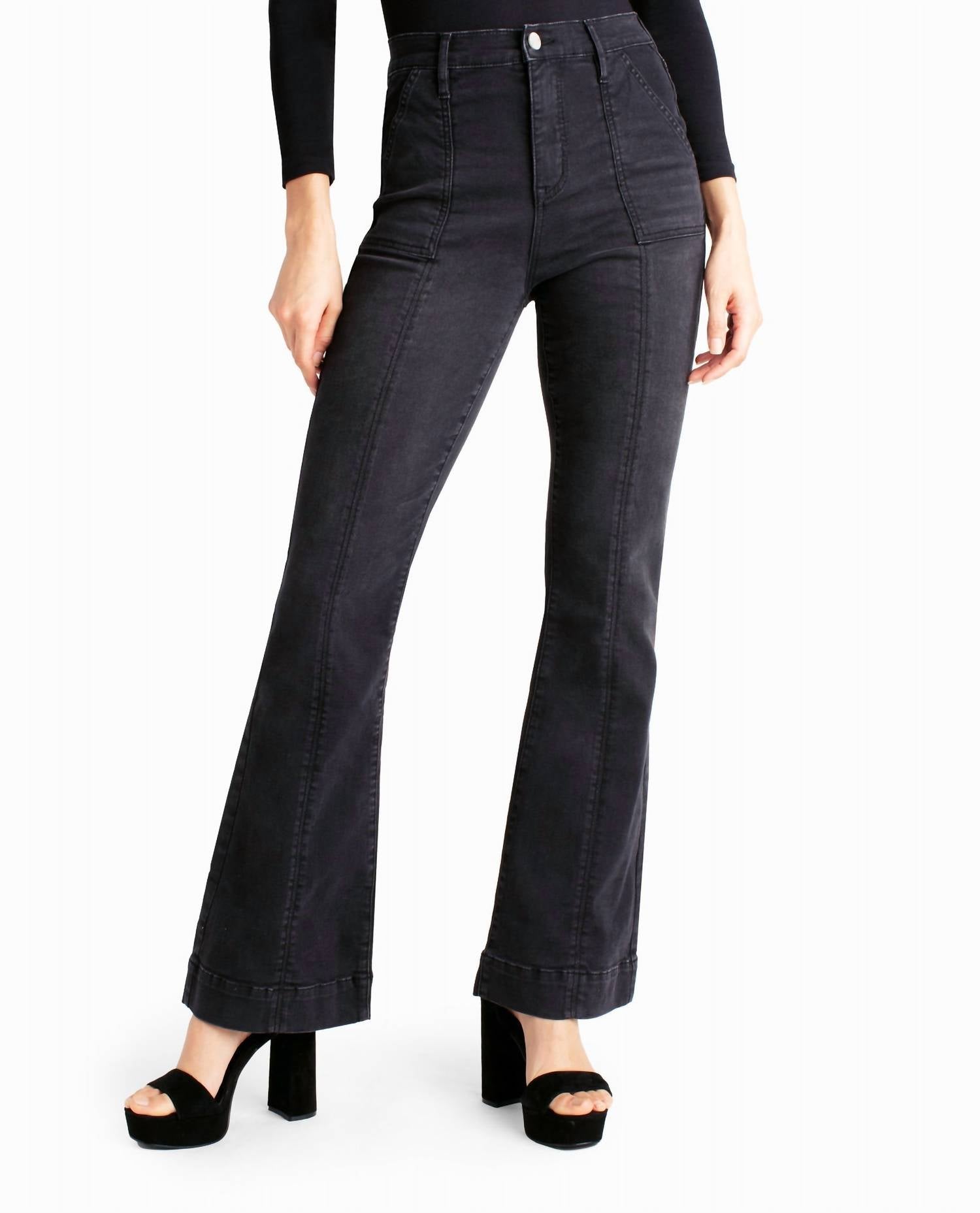 

Джинсы Harlem High Rise Flare в Nm Black Nicole Miller
