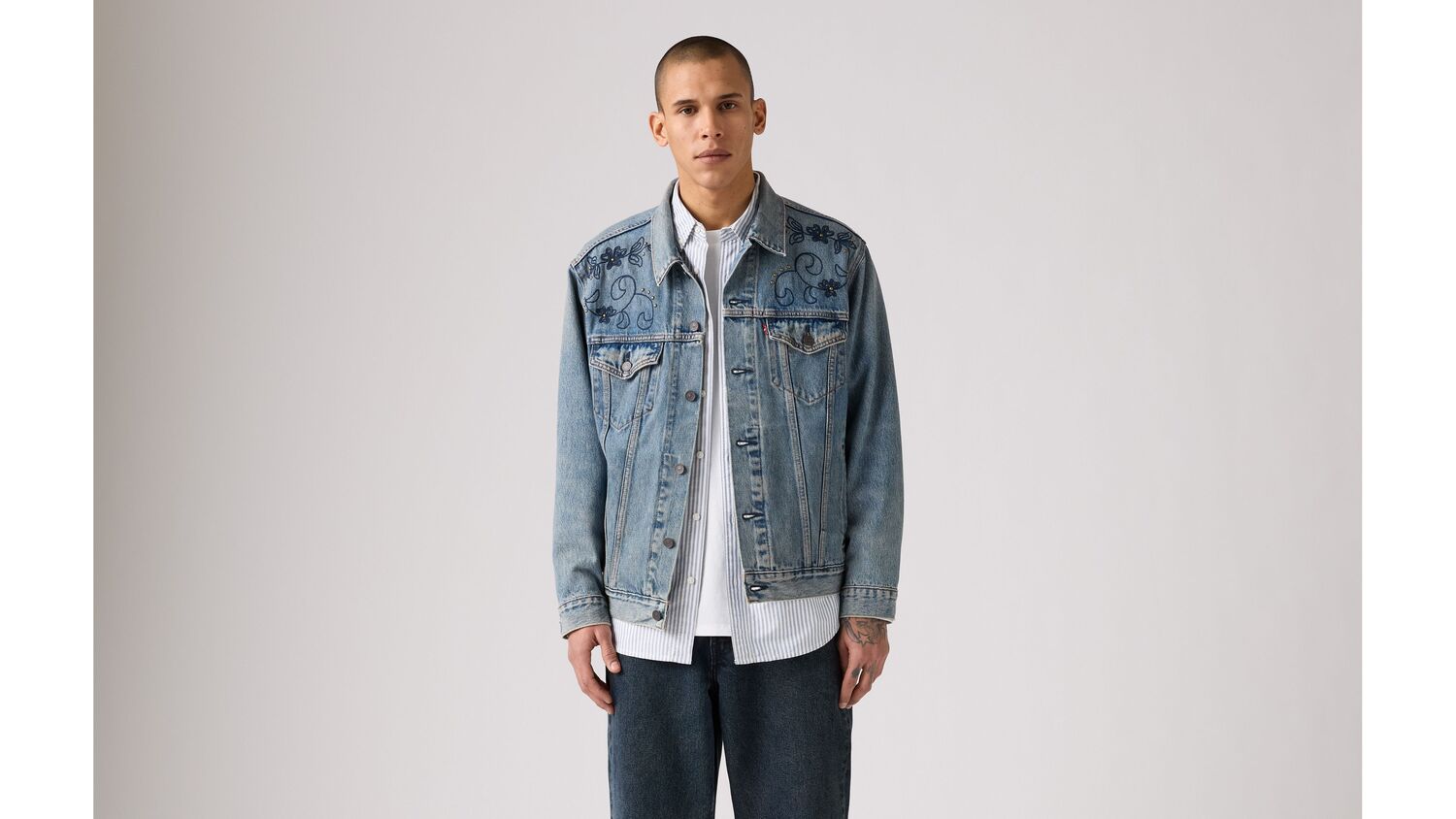 Куртка дальнобойщика свободного кроя Levi's, Embroidered Rodeo - Medium Wash — фото 2