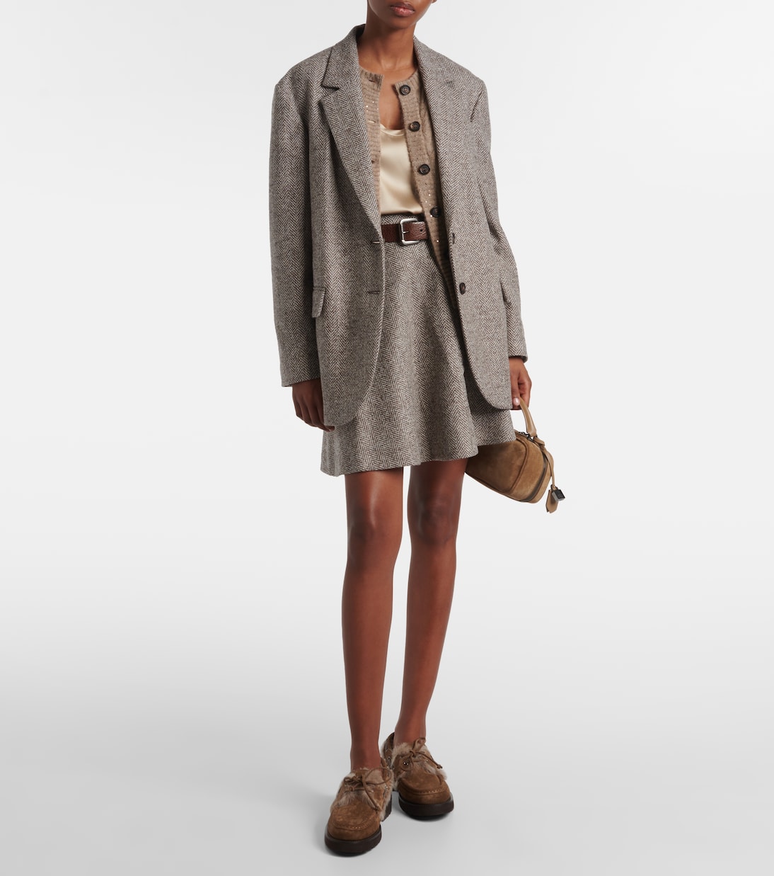 Замшевые туфли-лодочки с подкладкой из овчины Brunello Cucinelli, Sesame — фото 3