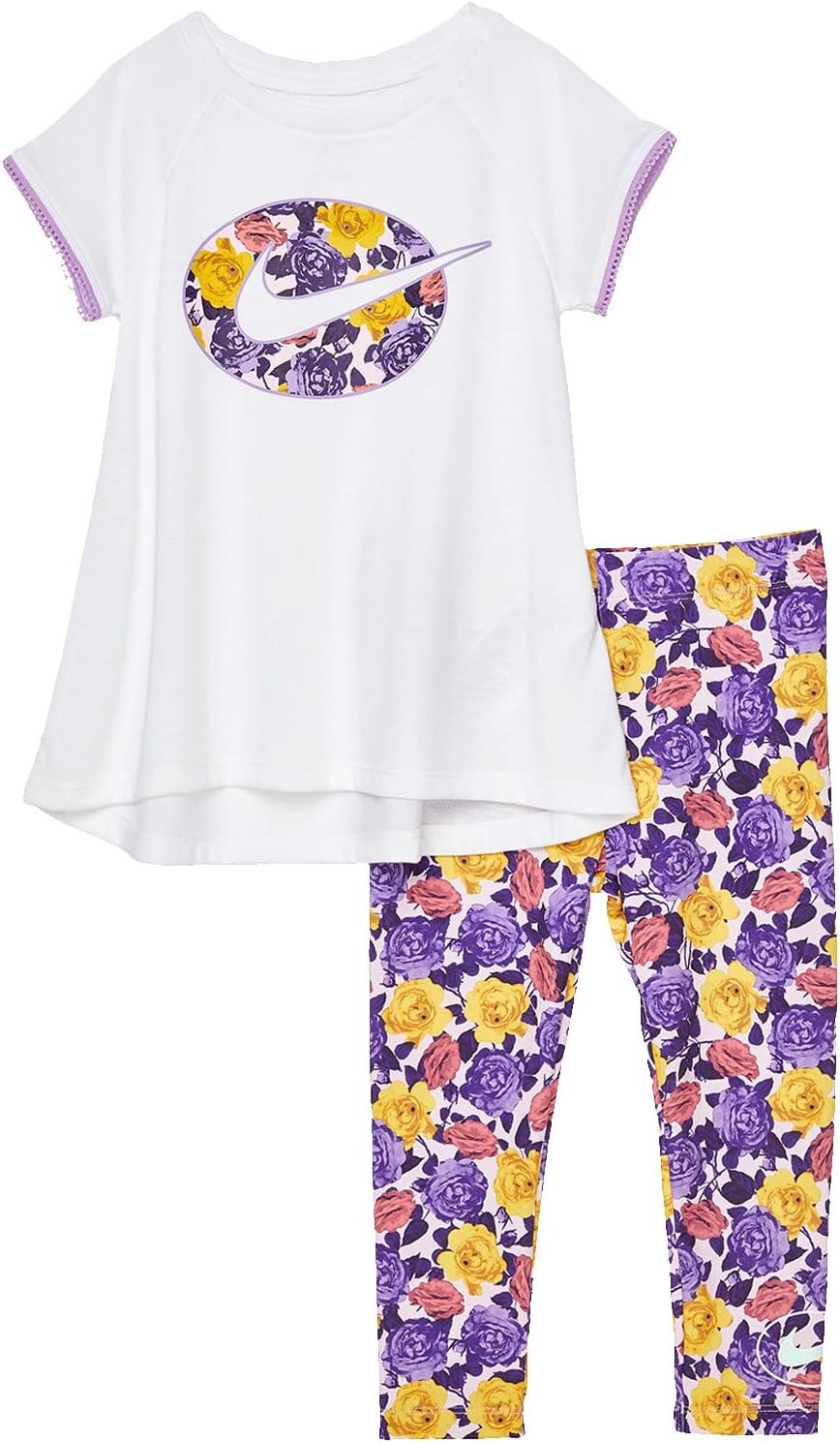 

Детский набор Nike Printed Tunic and Leggings Set, цвет Violet Shock