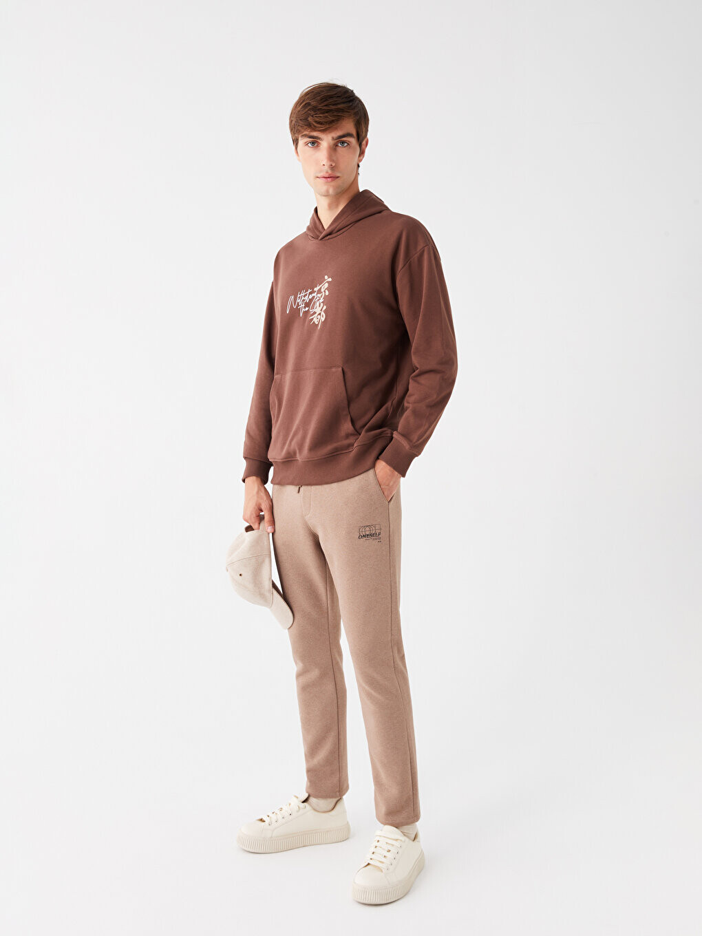 

Мужские спортивные штаны узкого кроя LCW Casual, светло-коричневый