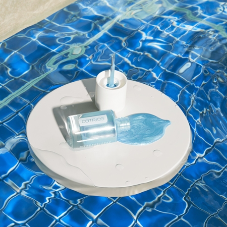 Лак для ногтей Catrice POOLSIDE OF LIFE, C02 Deep Dive 10 ml — фото 3