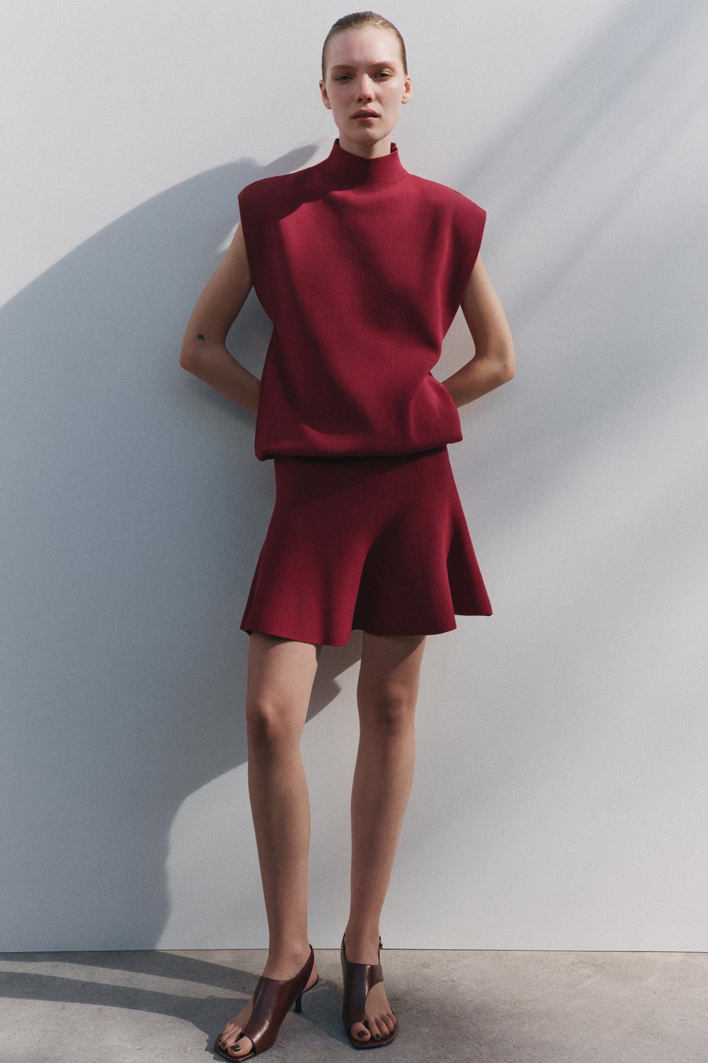 

Мини-юбка из однотонного трикотажа ZARA, цвет Light maroon