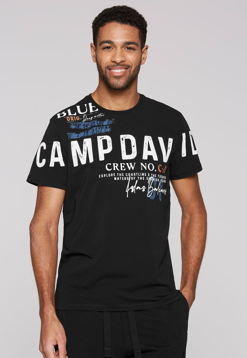 

Футболка с принтом Camp David, черный