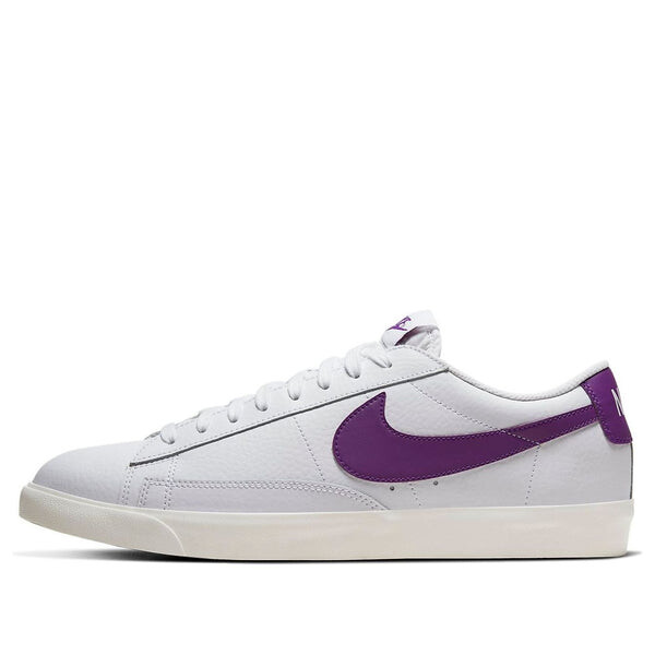 

Кроссовки блейзер низкий Nike, белый