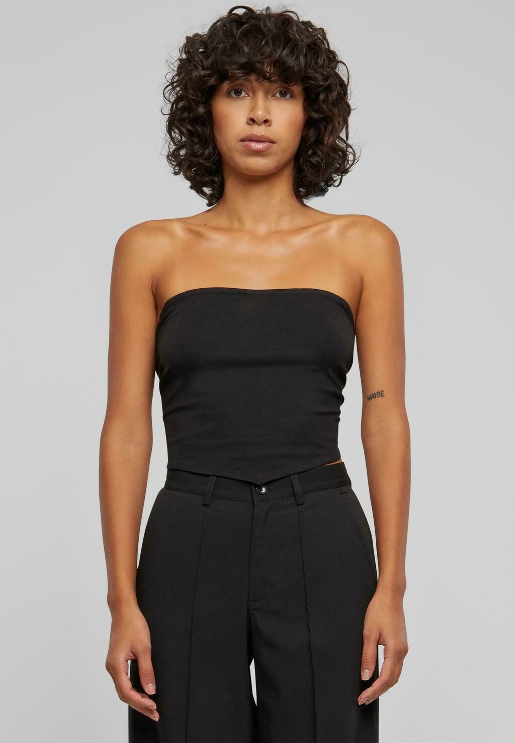 

Топ Knotted Bandeau Urban Classics, черный
