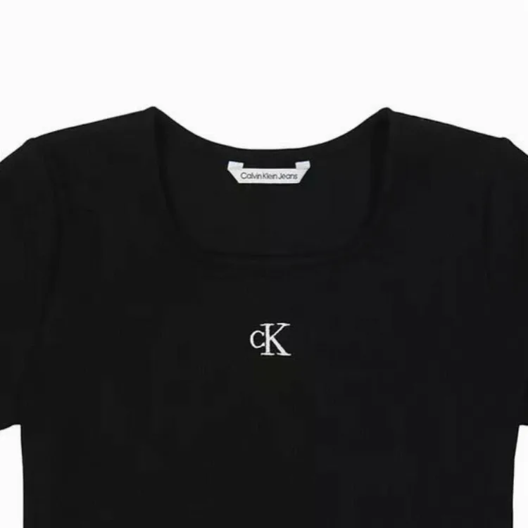 Детская футболка с U-образным вырезом Calvin Klein, черный — фото 4