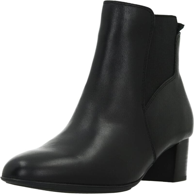 

Горные ботинки Clarks, черный