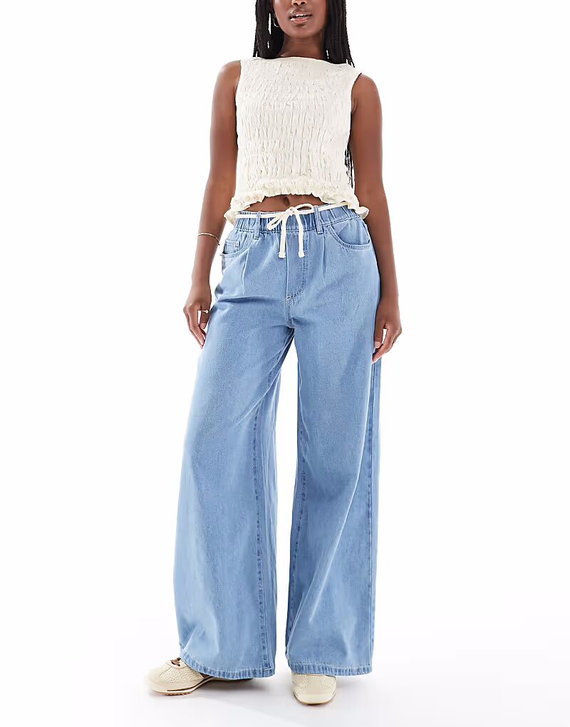 

Джинсы Valeria с широкими штанинами и завязками на талии, светло-голубого цвета Vero Moda