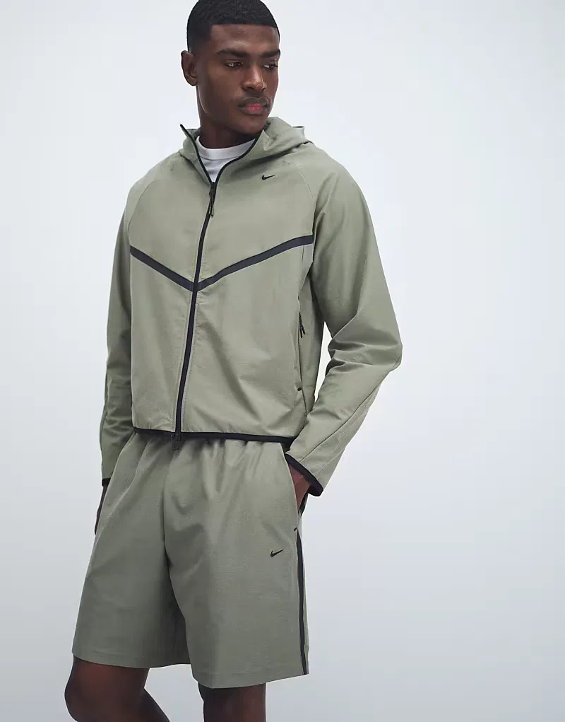 Шорты Nike Tech Shori, хаки