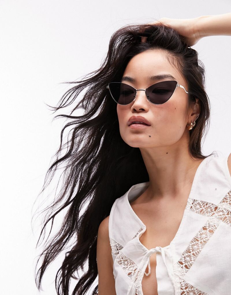 

Золотые солнцезащитные очки «кошачий глаз» без оправы Topshop Hibiscus