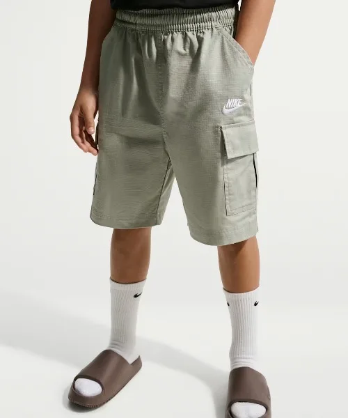 Детские шорты карго из хлопка Nike Sportswear Club Woven IF2840-304 светло-зелёные