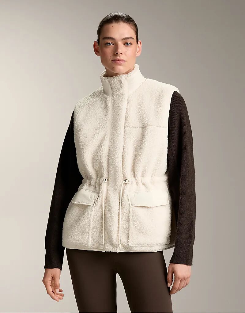 

Жилет OYSHO из искусственной овчины цвета экрю