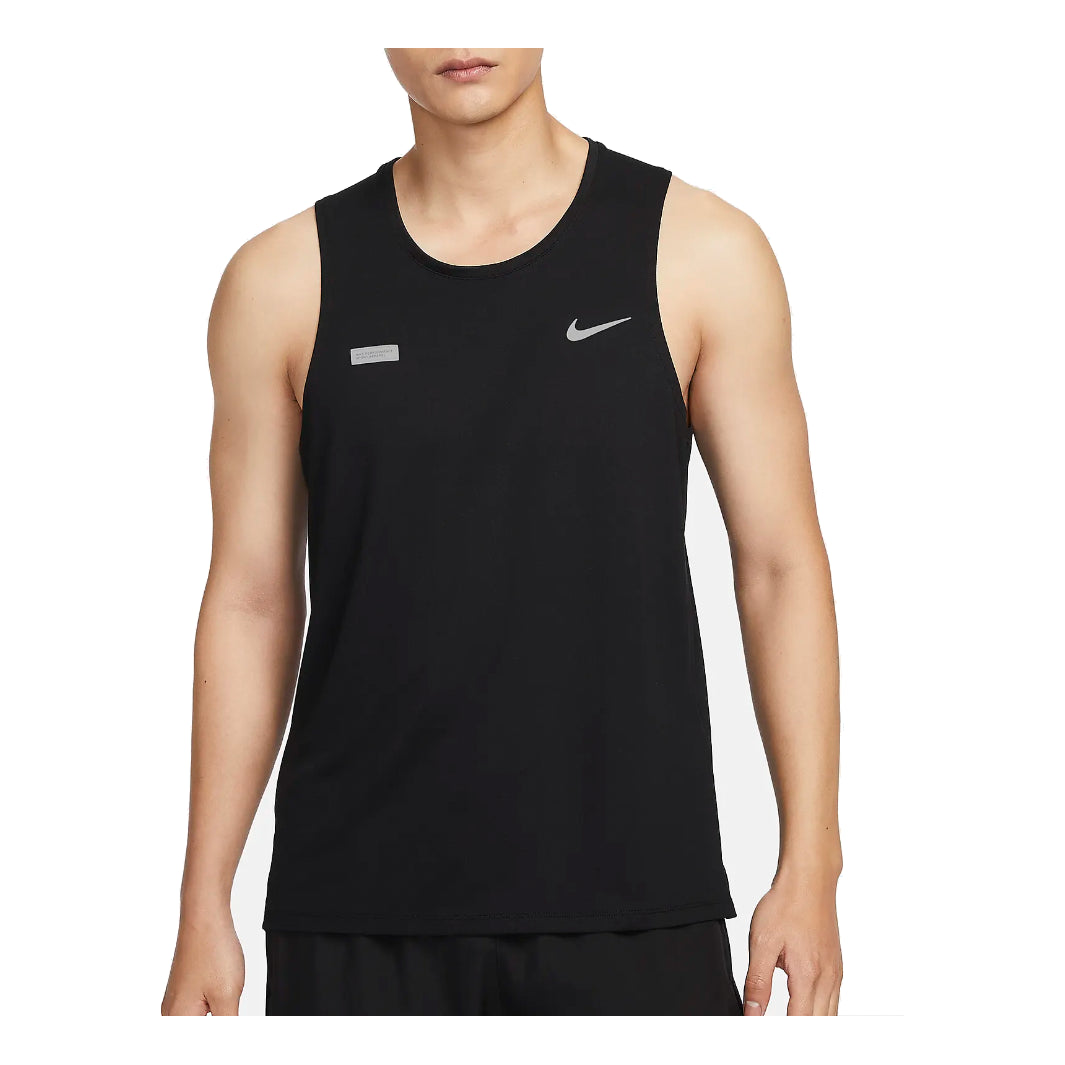

Спортивный топ Nike Miler Flash Tank 'Black' FN3987-010, черный