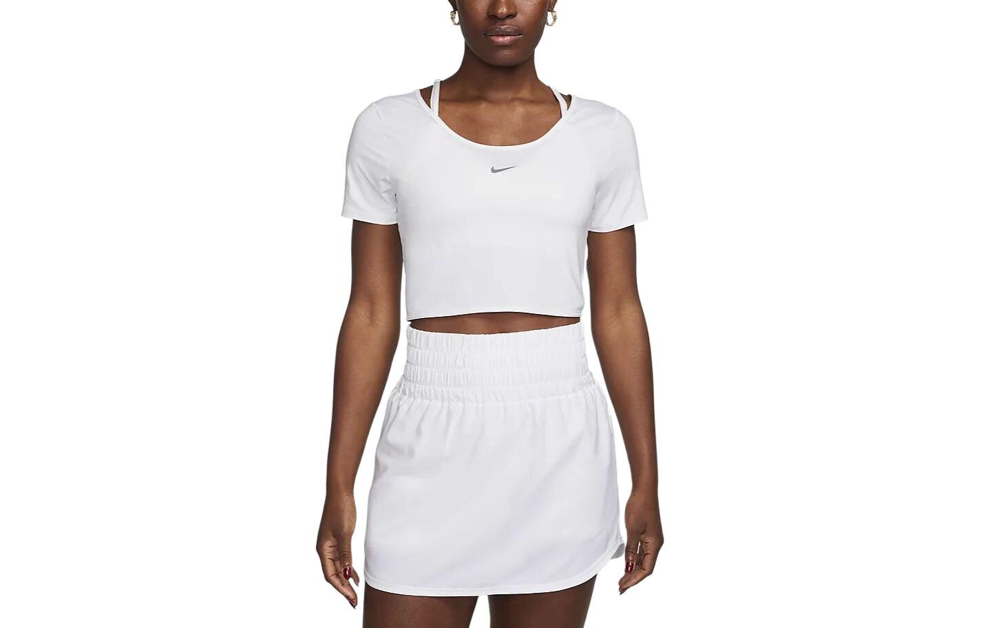 

Футболка женская белая Nike