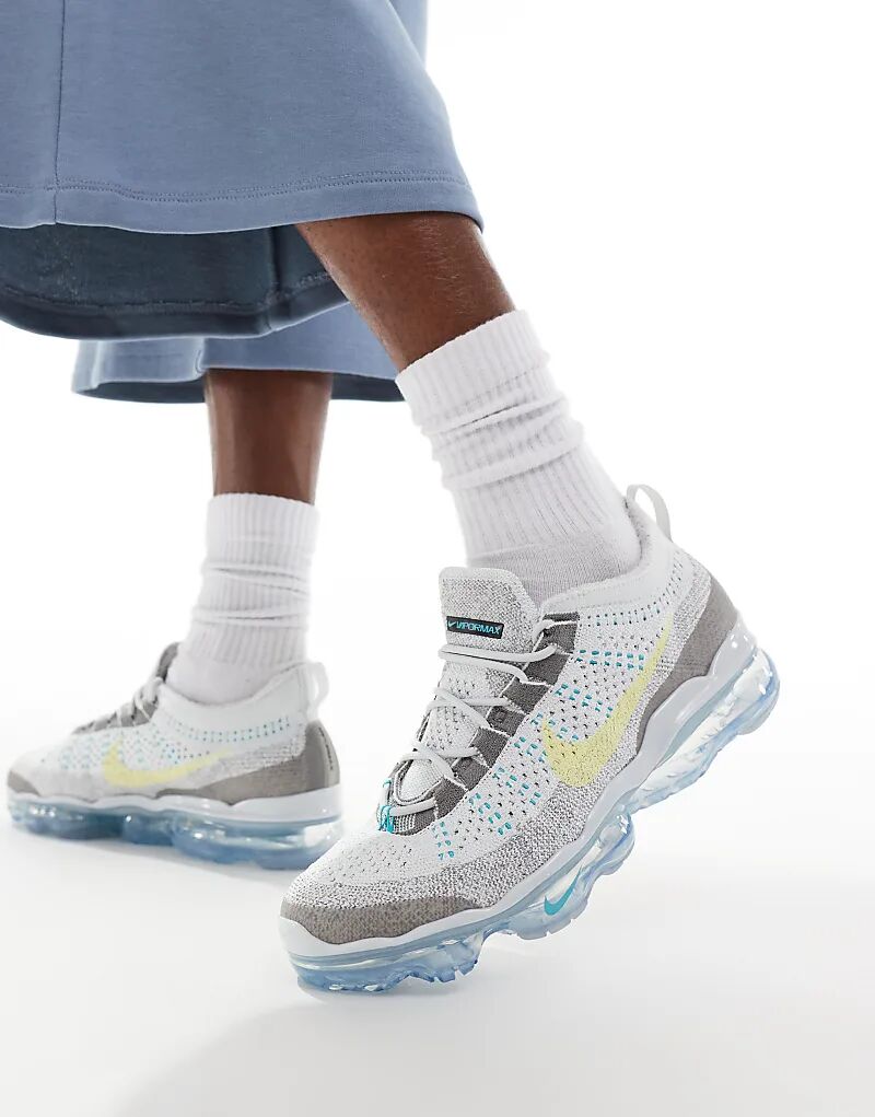 

Кроссовки Air Vapormax 2023 flyknit серого цвета Nike