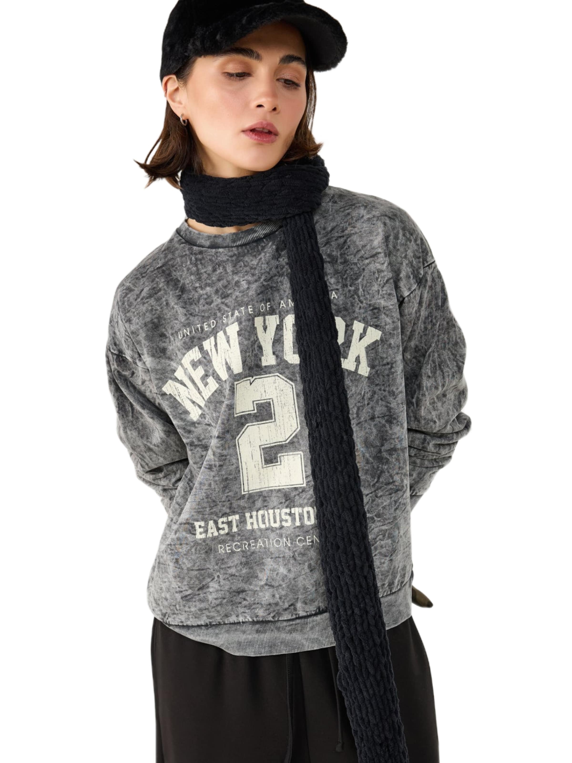 

No Matter What Свитшот в черном дениме