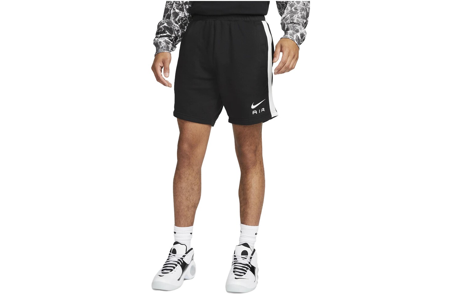 

Повседневные шорты мужские черные Nike, черный