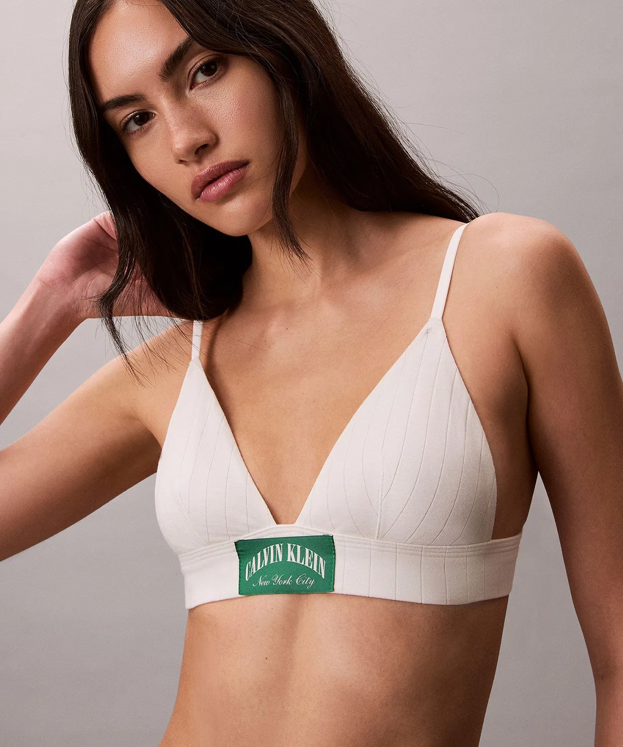 Треугольный бюстгальтер Heritage Classic Lightly Lined от Calvin Klein, офф-белый