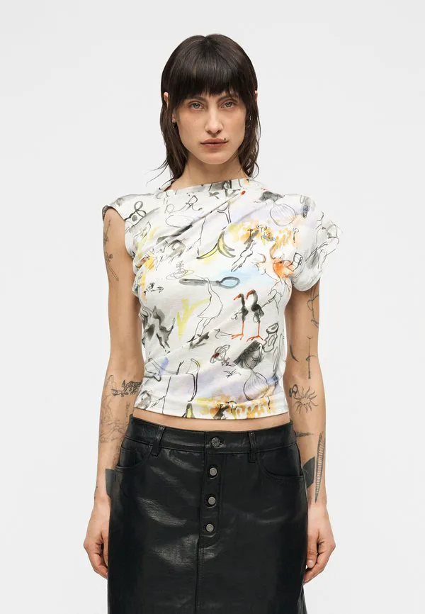 

Футболка с принтом hebo Vivienne Westwood, Wonderland, Коричневый, Футболка с принтом hebo Vivienne Westwood, Wonderland