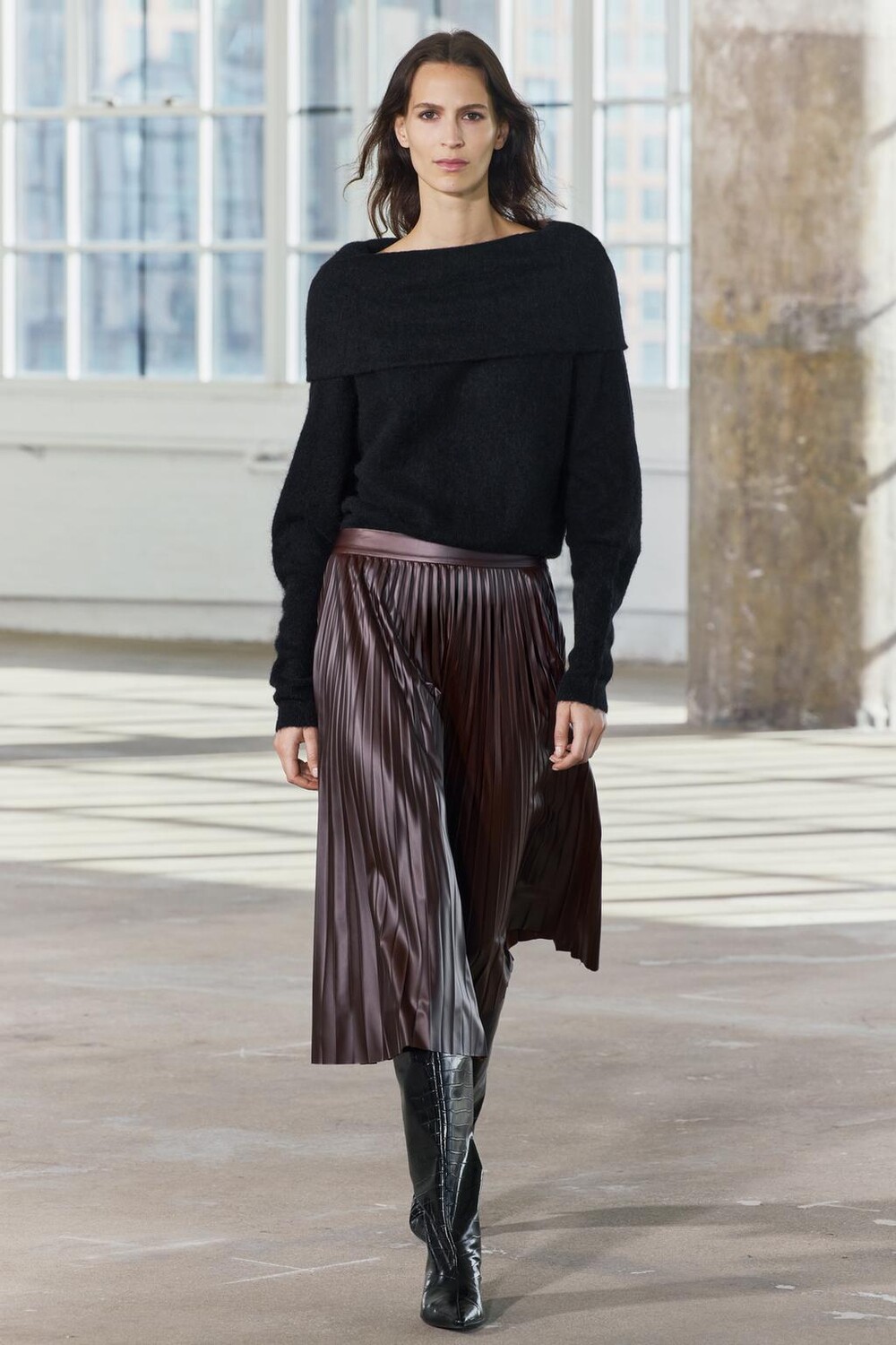 

Юбка миди с плиссированной платьей ZARA, бордовый