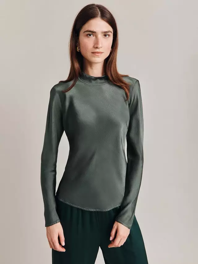 

Топ Ghost Mika Satin Turtleneck, цвет dark sage