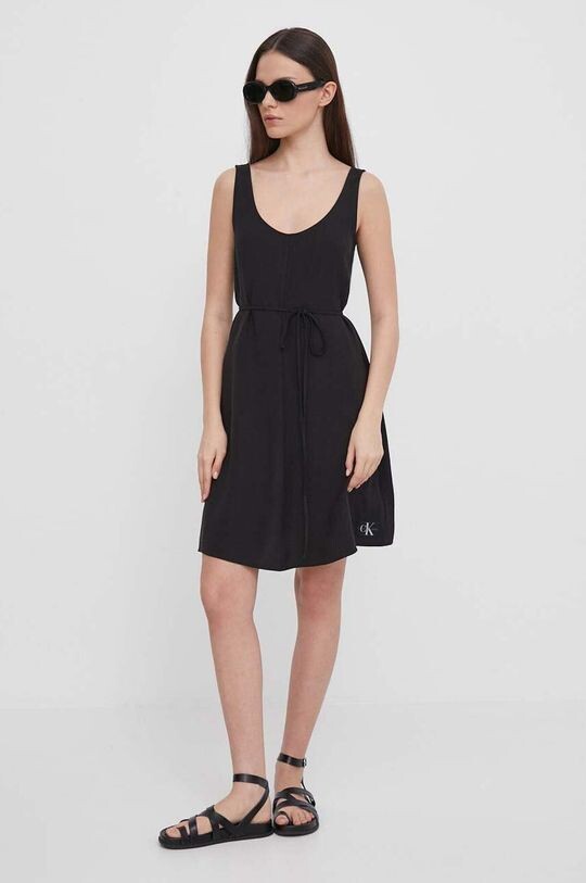 

Платье Calvin Klein Jeans, черный