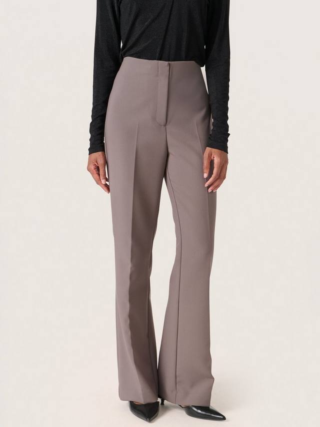 

Брюки - клеш от corinne Soaked In Luxury, цвет Dark Gull Gray