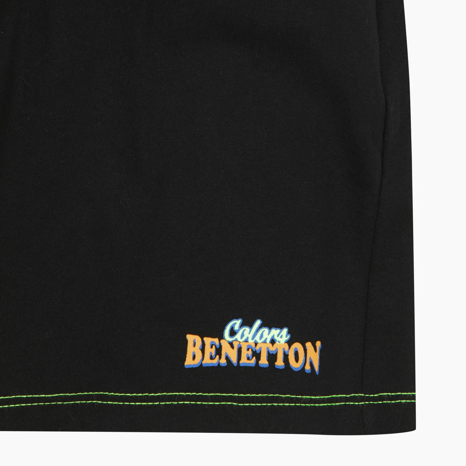 Детские чёрные графические шорты длиной до колена от Benetton Kids — фото 4