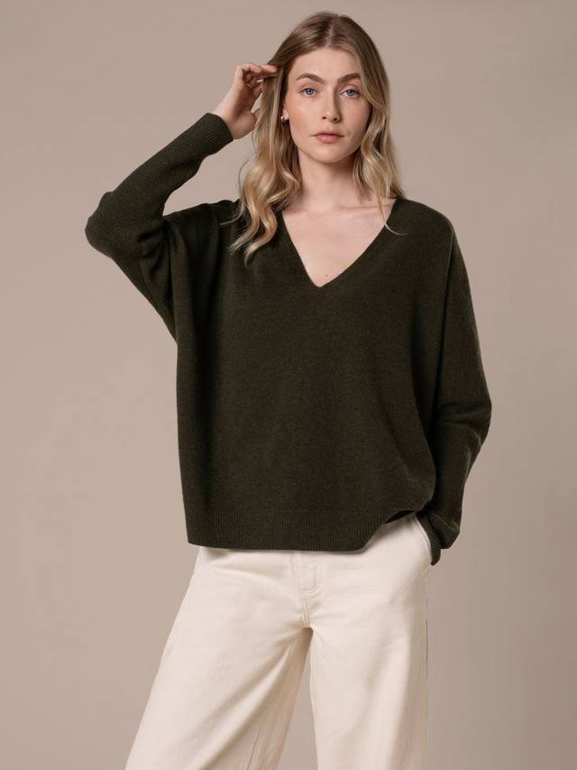 

Вязаный свитер из кашемира с V-образным вырезом Celtic & Co., Olive