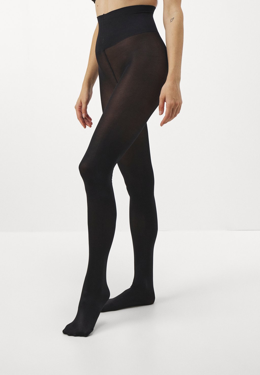 

Колготки SANNA GLOSSY Swedish Stockings, черный