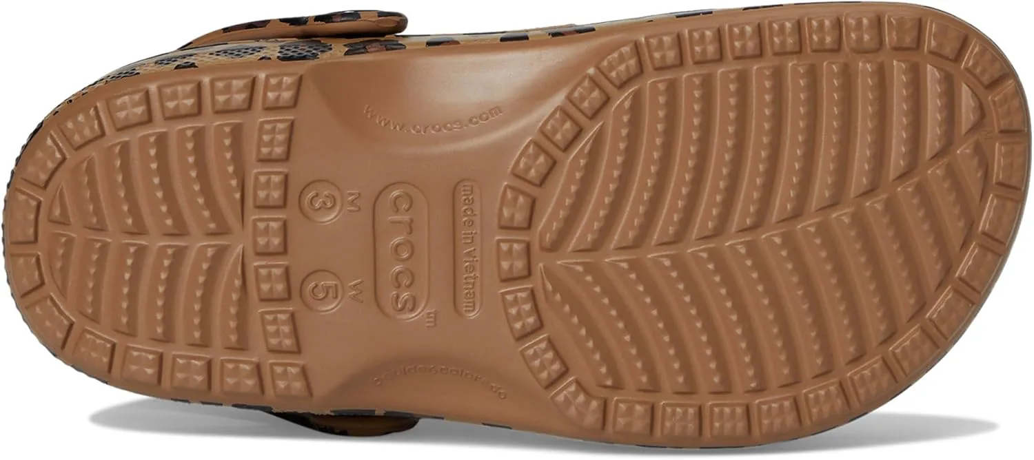 Унисекс сабо Crocs Classic с графическим принтом, леопардовый принт — фото 4