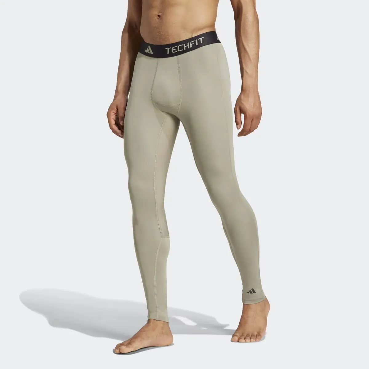 

Мужские компрессионные леггинсы TECHFIT Adidas Long Leggings, зеленый
