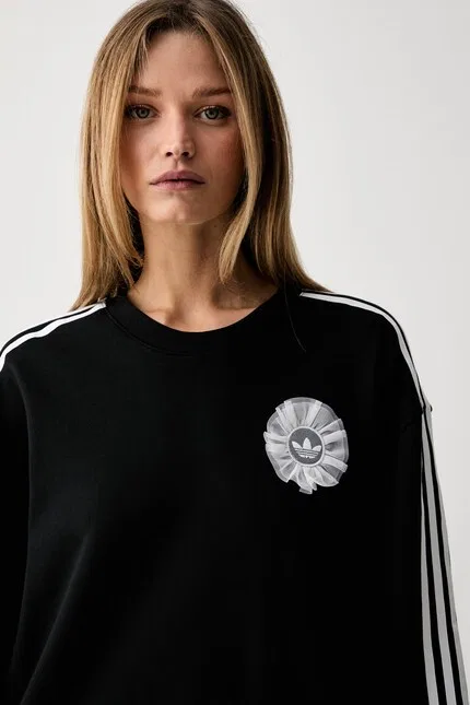 Худи женское свободного кроя Adidas Originals, черный — фото 4