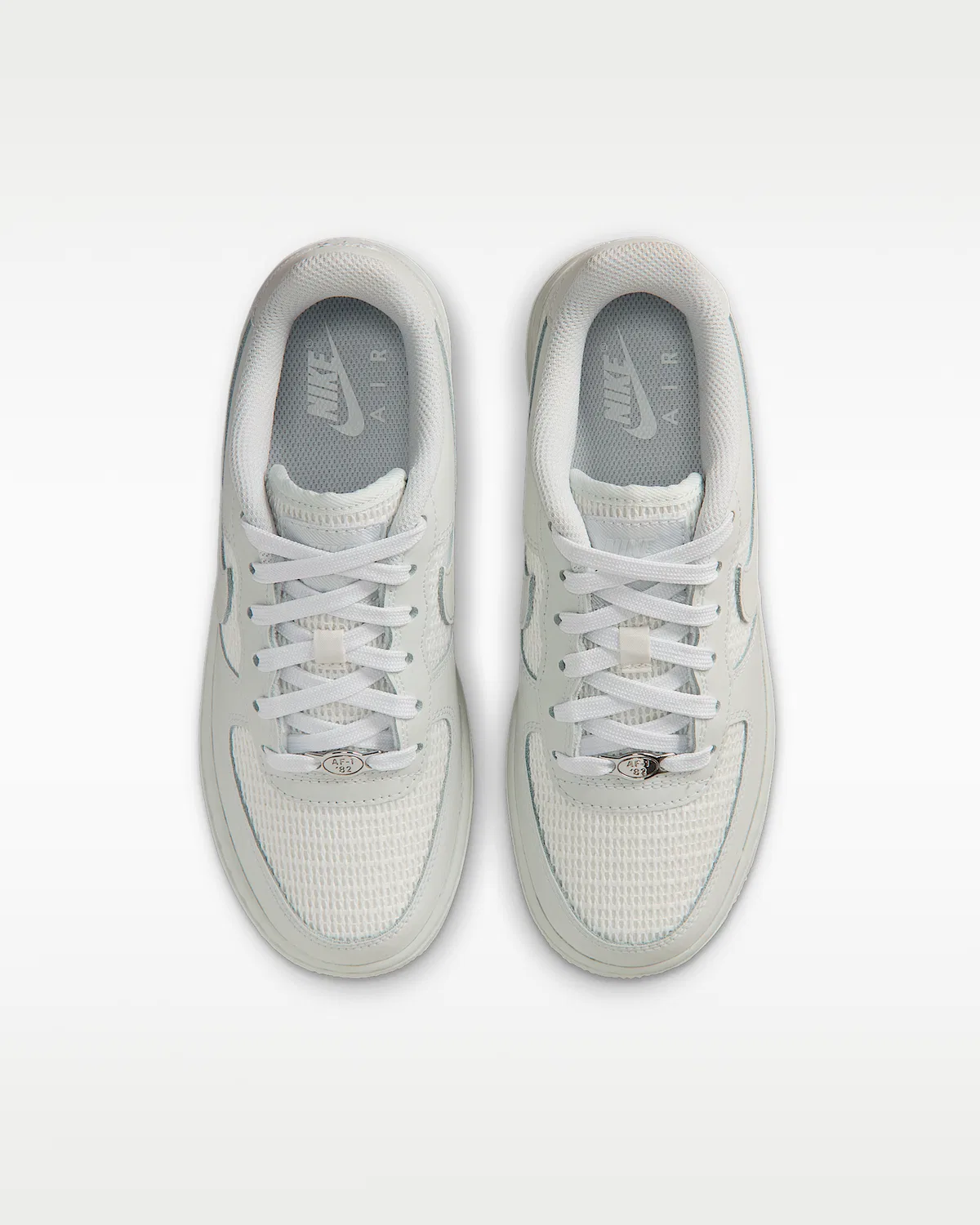 Детские кроссовки Nike Air Force 1 LV8 2, Off White/Summit White/Off White — фото 4
