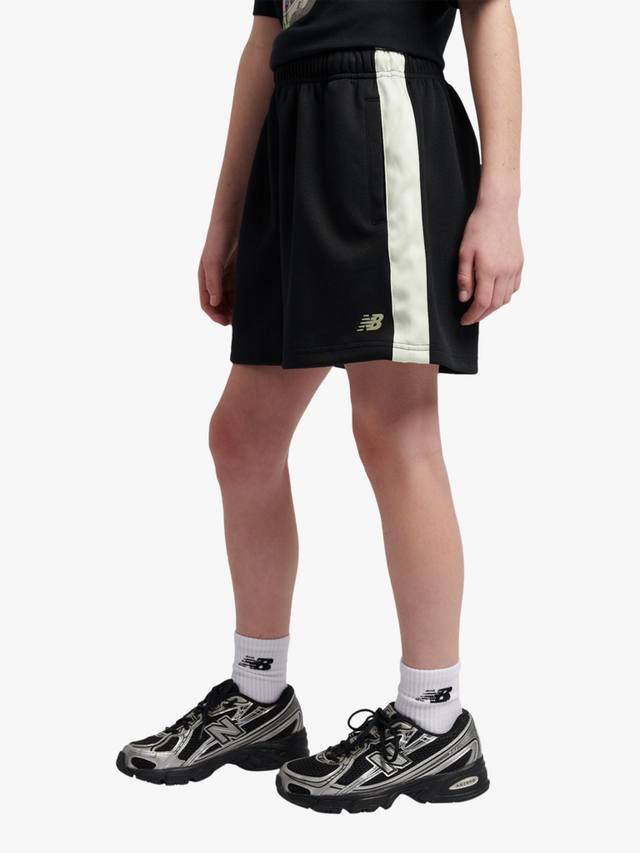 Детские спортивные шорты для бега New Balance, Caviar — фото 2