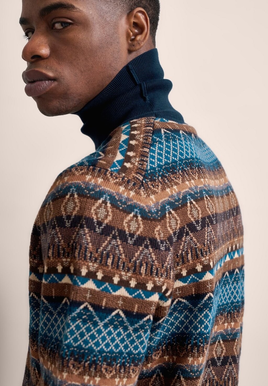 

Джемпер TURTLENECK bugatti, коричневый