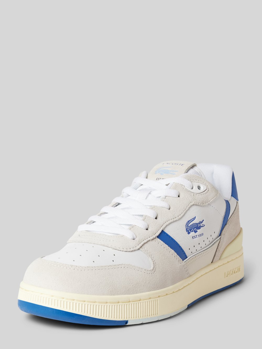 

Кроссовки с этикеткой Lacoste, белый