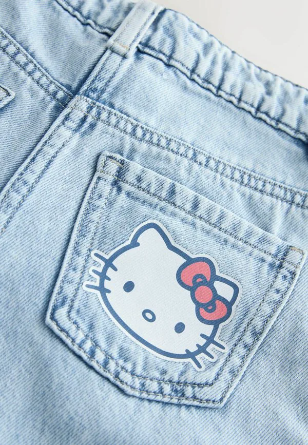Джинсы hello kitty прямого кроя, широкие штанины, свободный крой Next, Mid Wash — фото 4