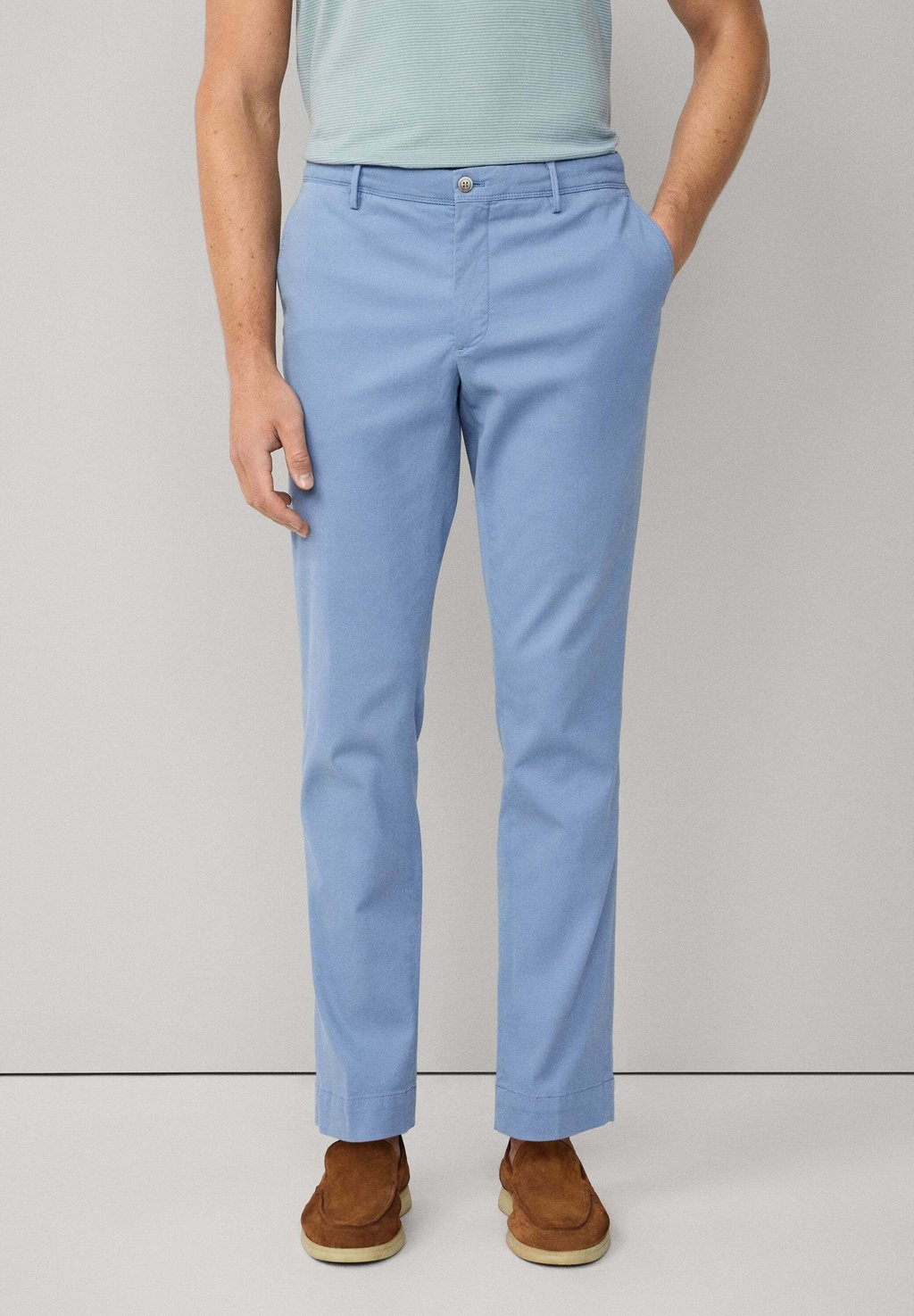 

Чиносы TEXTURE Hackett London, цвет Chambray Blue