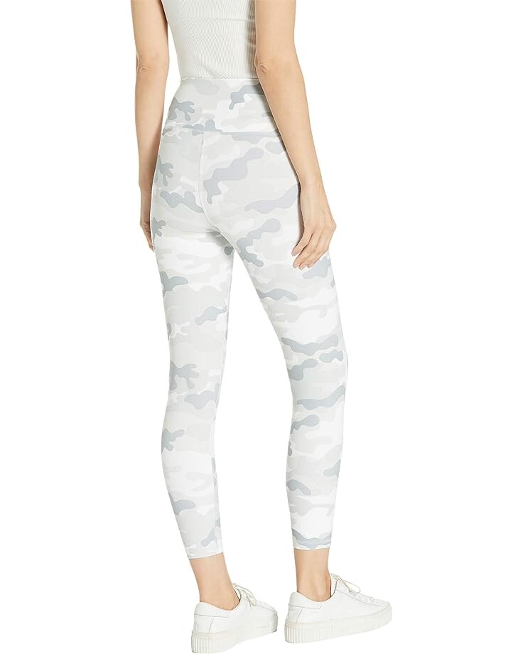 

Брюки Juicy Couture Sport Side Stripe 7/8 Leggings, цвет White Combo