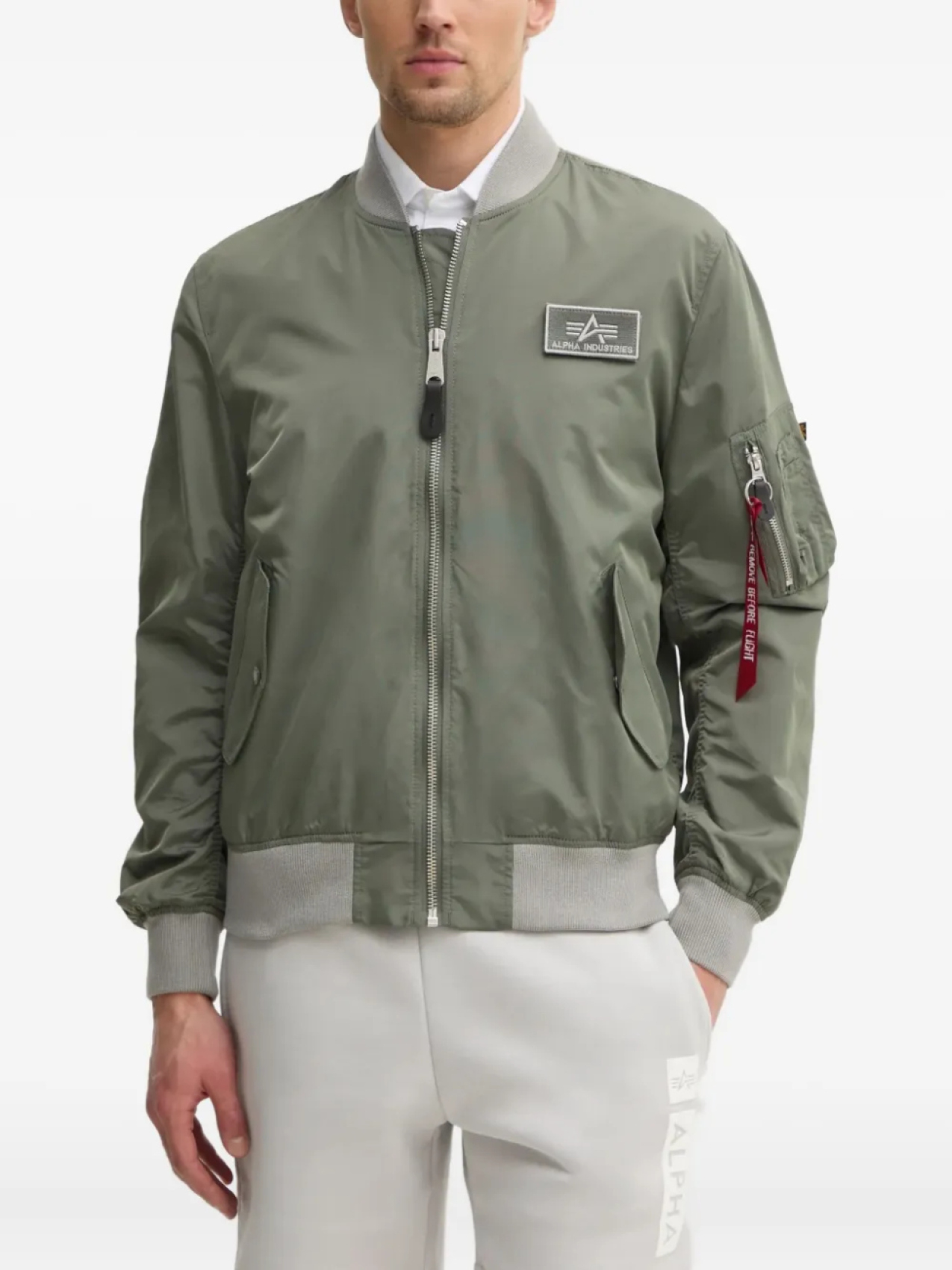 

Куртка-бомбер Alpha Industries MA-1, зеленый