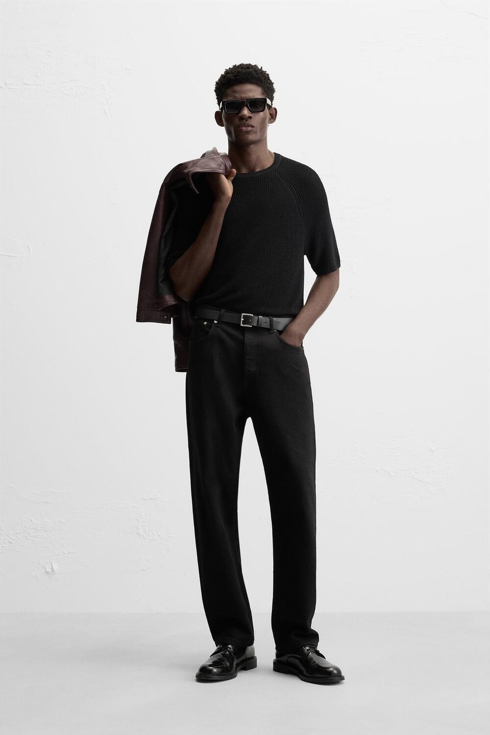 

Укороченная трикотажная футболка ZARA, черный