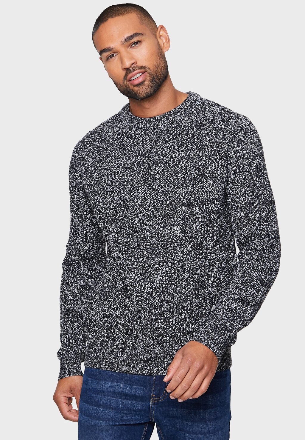 

Вязаный свитер Threadbare, цвет jet black / ecru twist