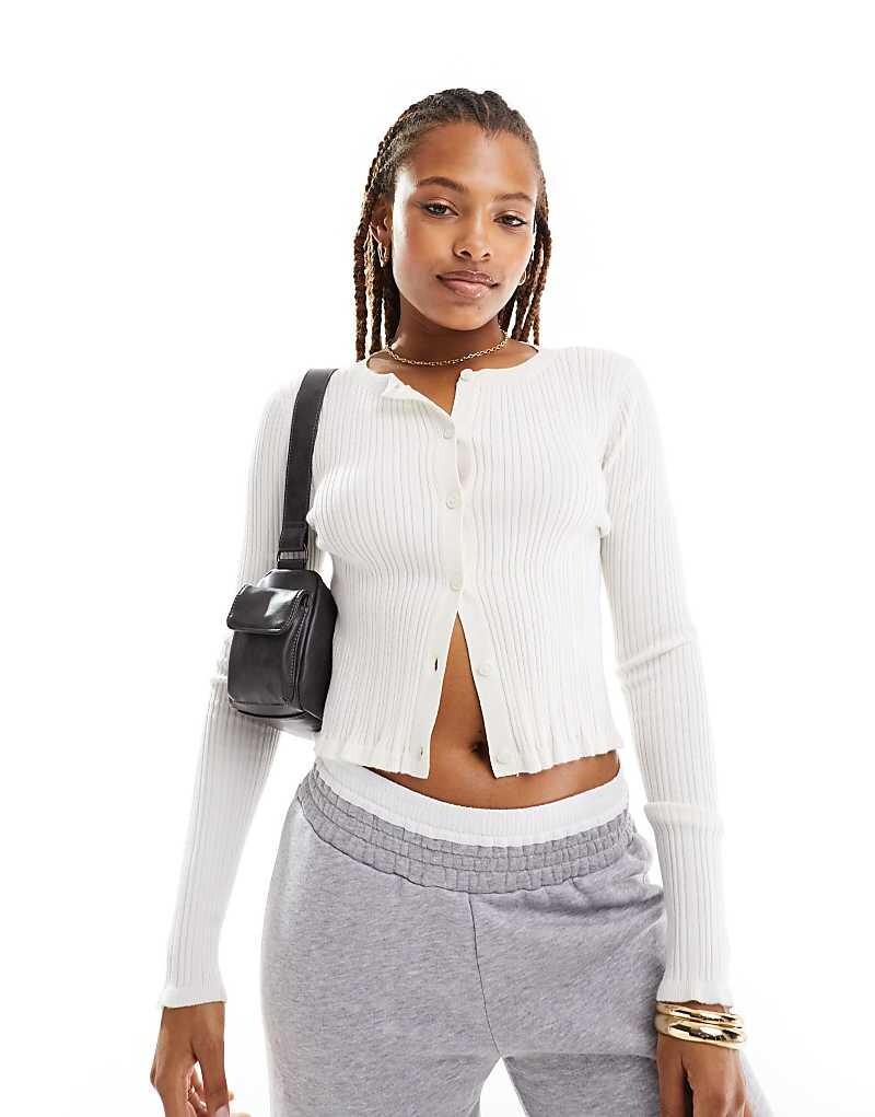 

Кремовый кардиган с рюшами и пуговицами ASOS DESIGN