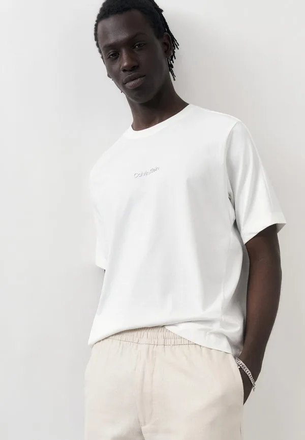 Спортивная базовая футболка active top icon Calvin Klein, Classic White