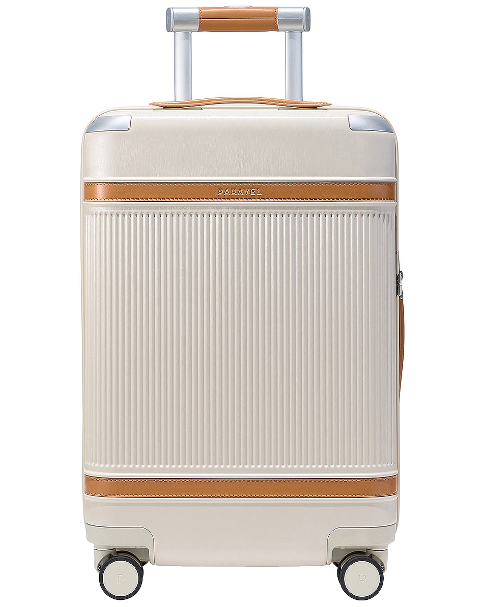 

Сумка Paravel Aviator Carry On Plus, цвет Scout Tan