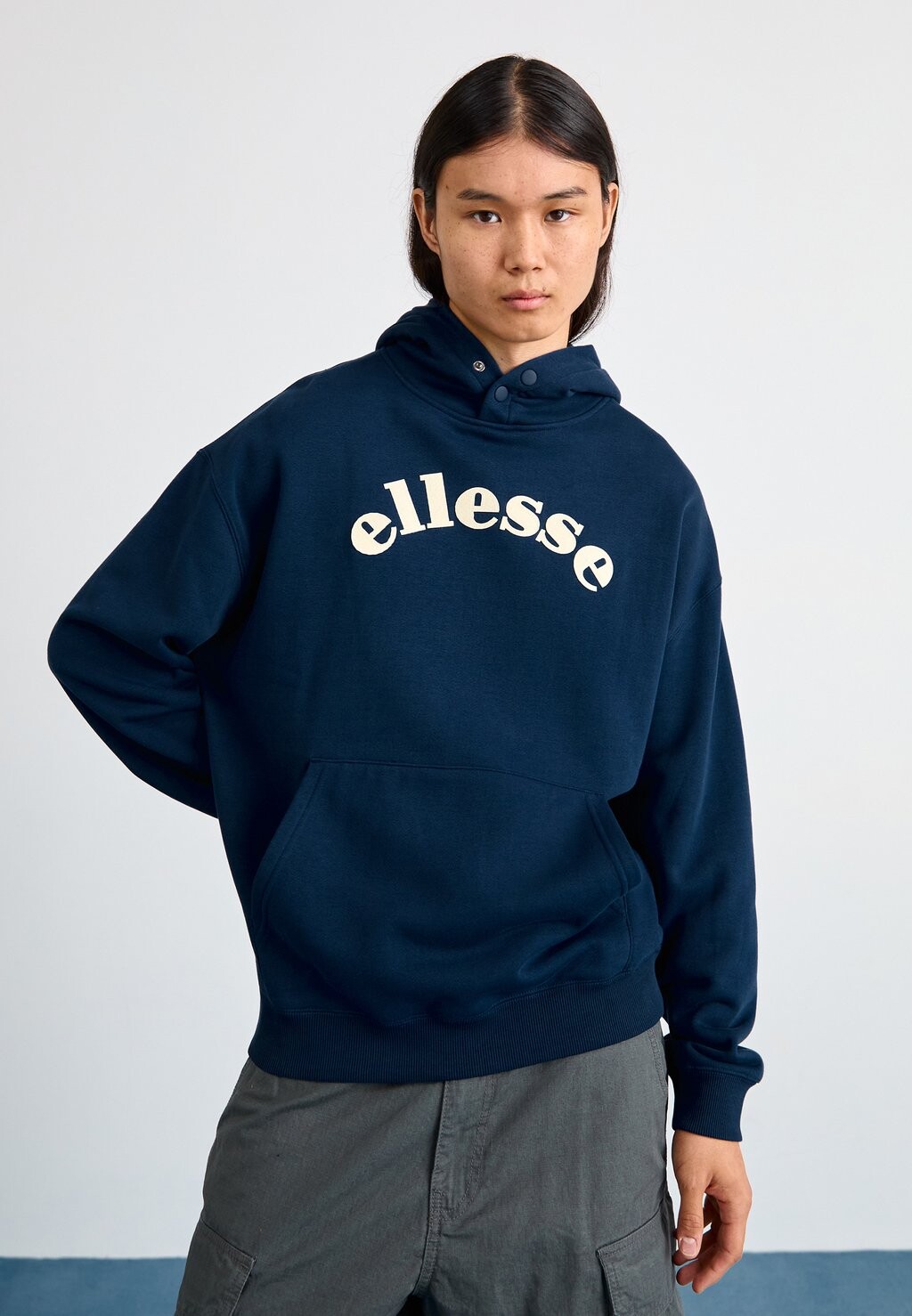 

Толстовка ARLIONA Ellesse, темно-синий